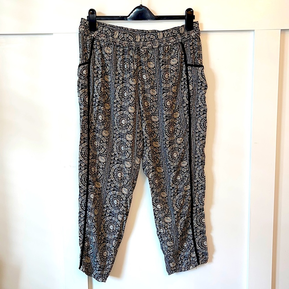 Anthropologie Hei Hei Black paisley baggy Pants L